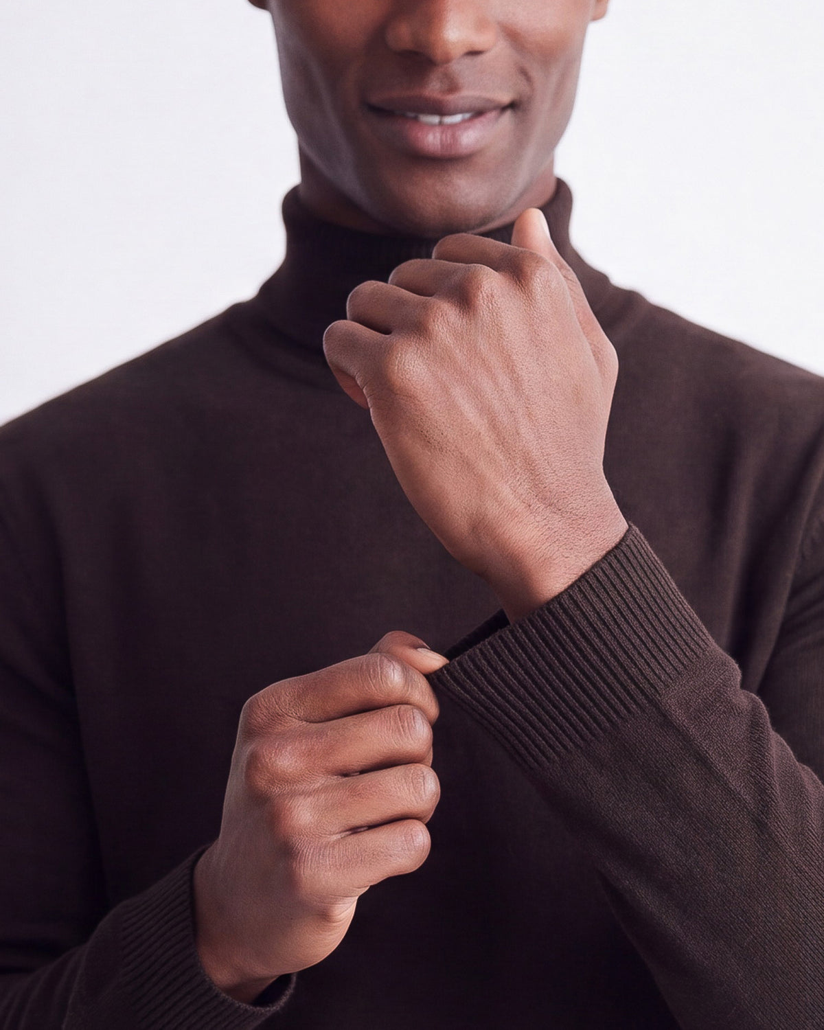 Solid Turtleneck - Brown
